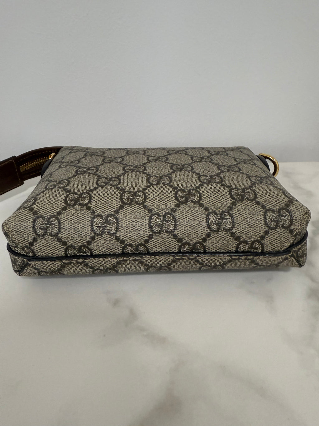 GG Supreme Messenger Bag