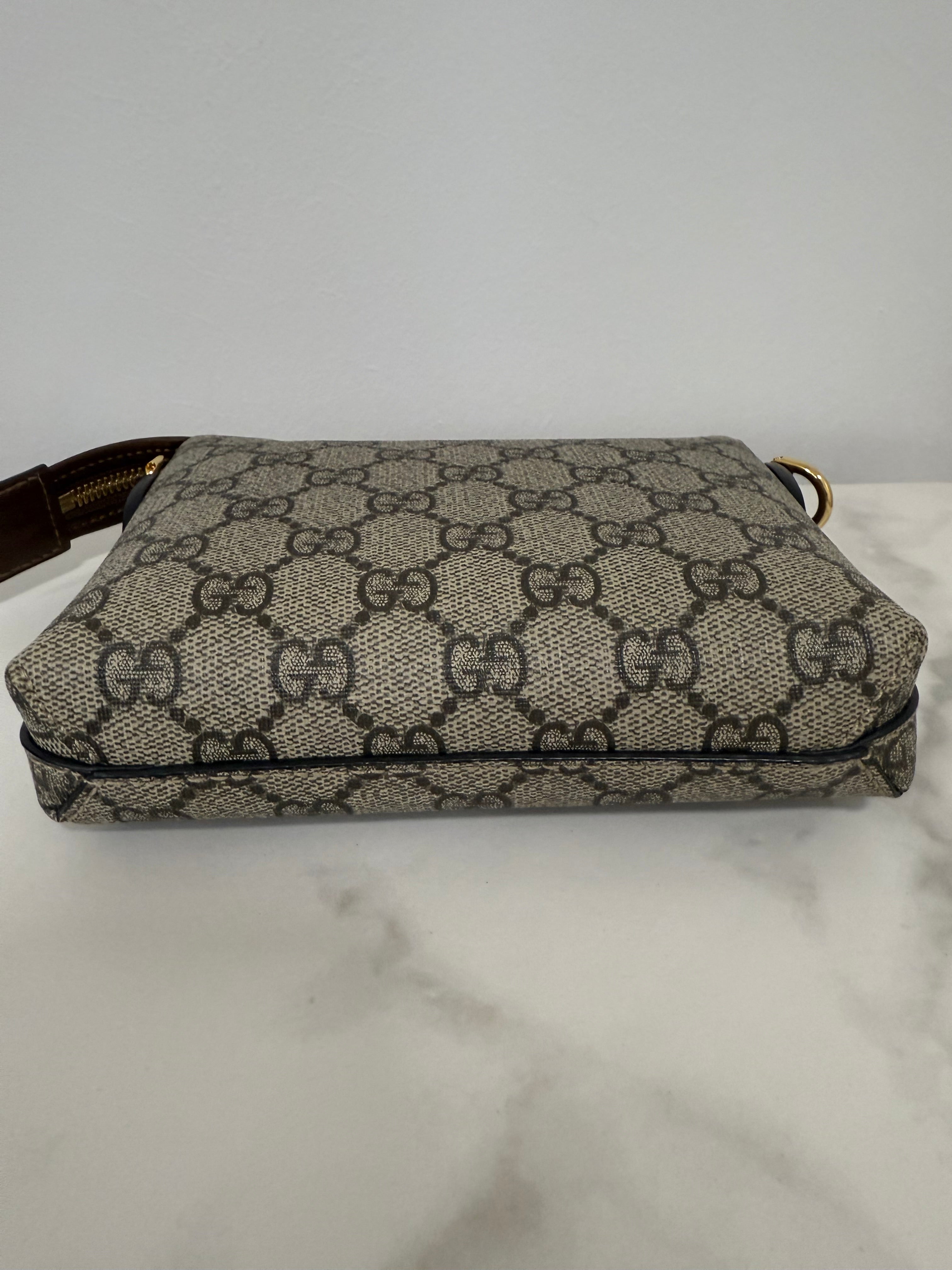 GG Supreme Messenger Bag