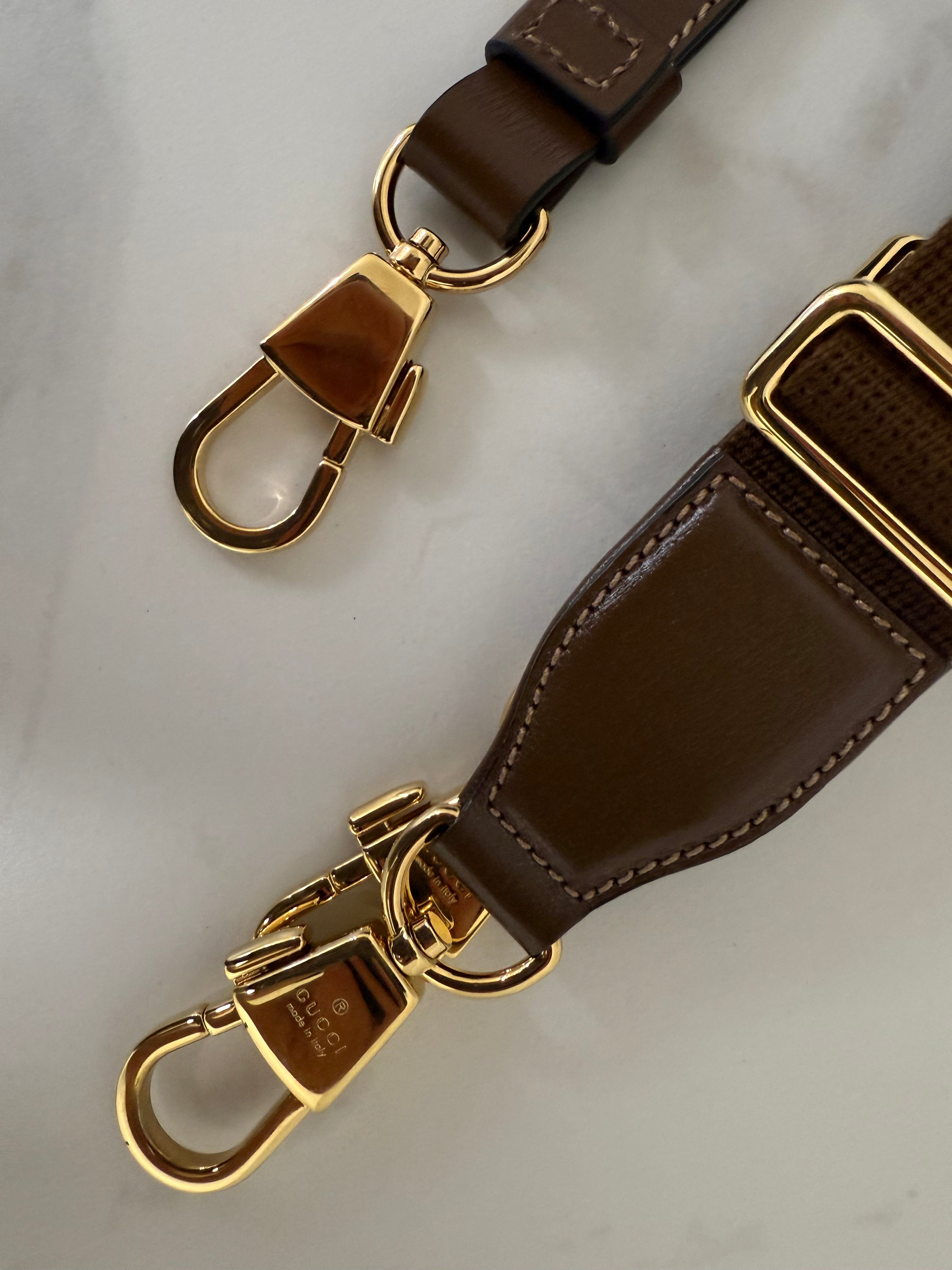 GG Supreme Messenger Bag