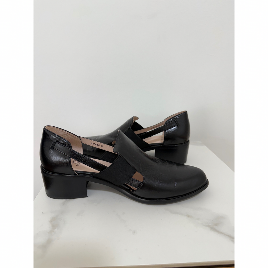 JANE DEBSTER Expose Black Oil Heeled Shoes Size 39