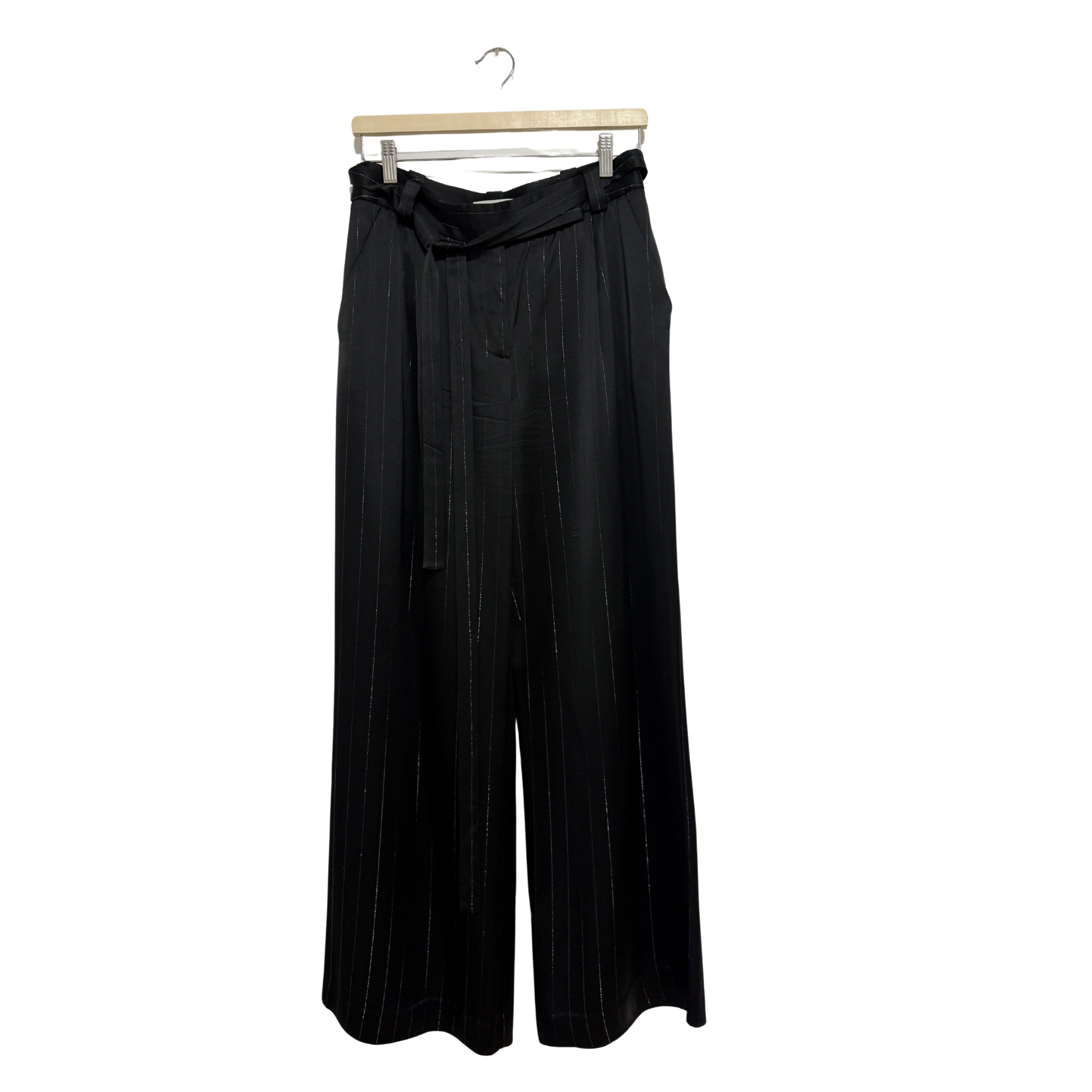 CUE Holographic Pinstripe Pleat Front Pant in Black Size 8